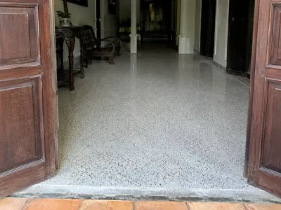 Tự làm hay thuê đơn vị đánh bóng sàn đá mài tại Huế: nên chọn cách nào?