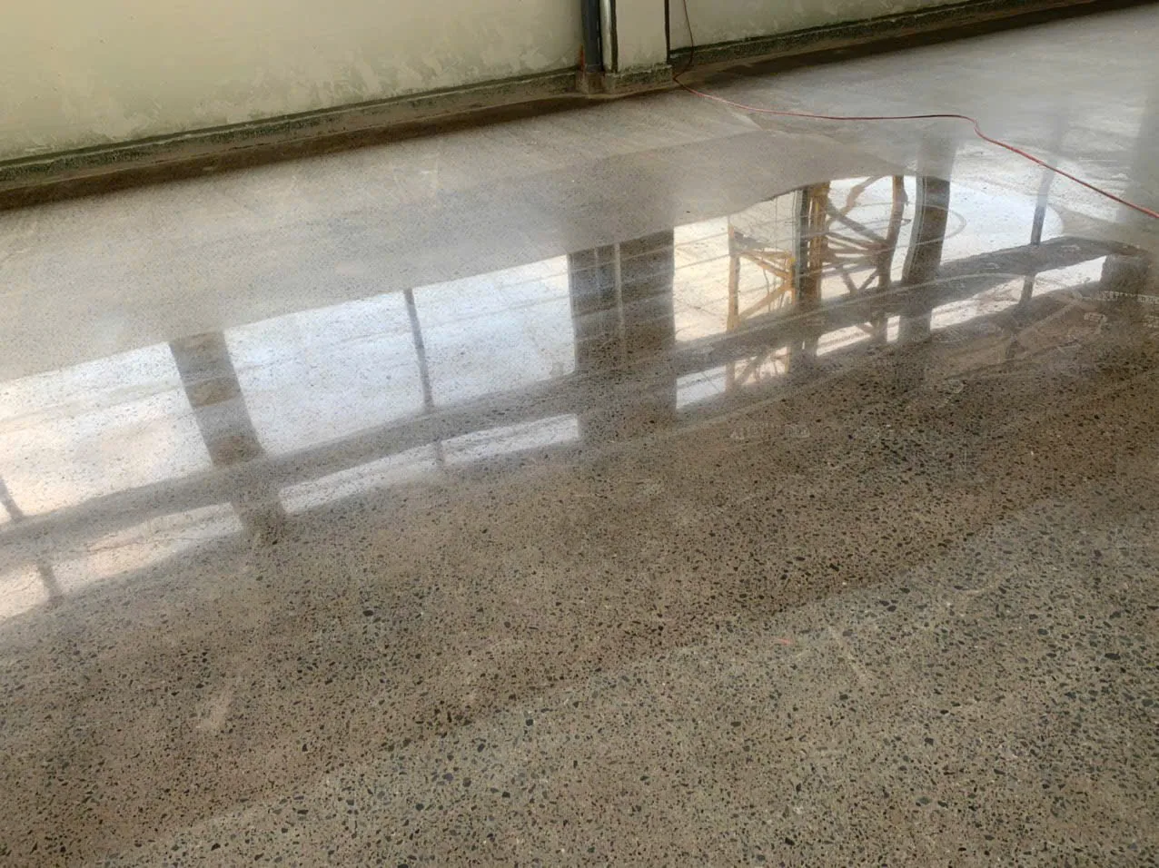 Bảo trì đánh bóng sàn tại Huế
